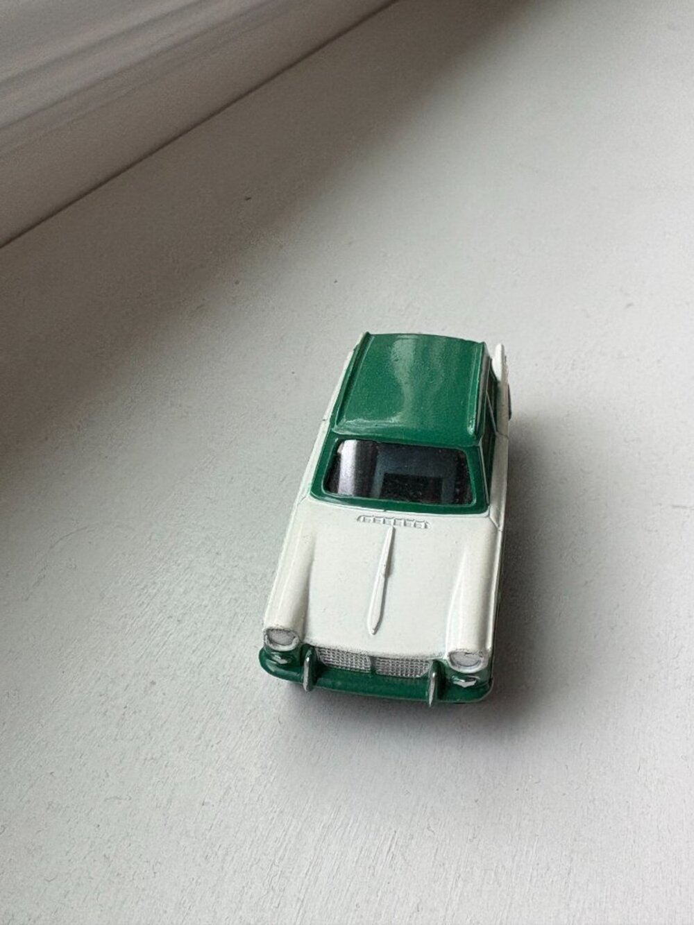 A Car Collector's Dream - Picture 4 of 5